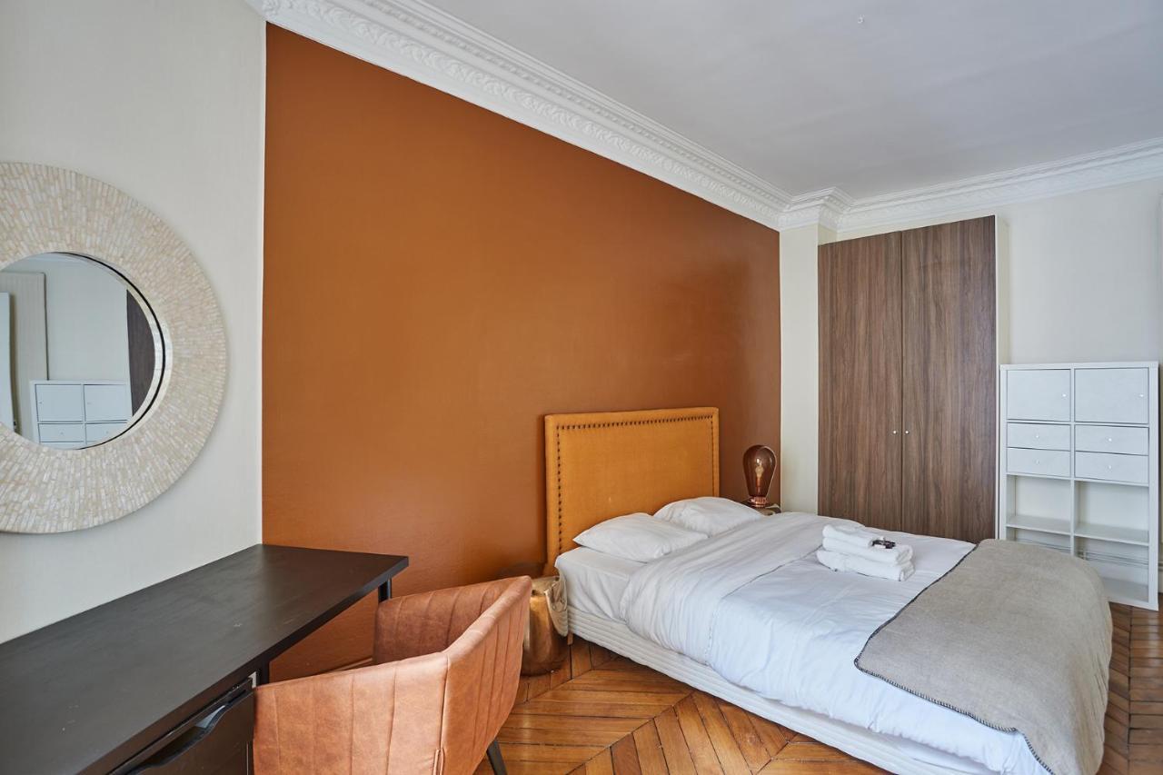 Apartment Beaubourg By Studio Prestige Paris Exteriör bild